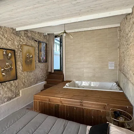 Caporizon-lov'bnb-la Seule House De Dordogne Villa
