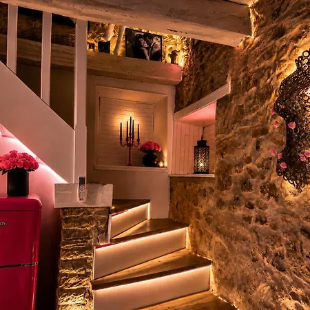 Caporizon-lov'bnb-la Seule House De Dordogne Biras