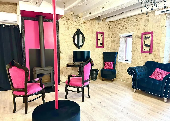 Caporizon-lov'bnb-la Seule House De Dordogne